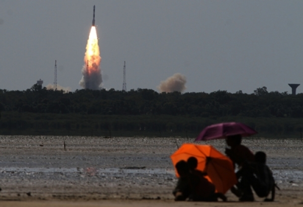 India puts into orbit Cartosat, 19 other satellites